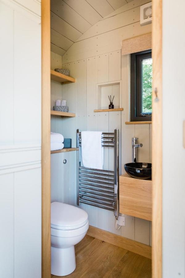 Boutique Cornish Shepherd'S Hut With Hot Tub لاونسستون المظهر الخارجي الصورة